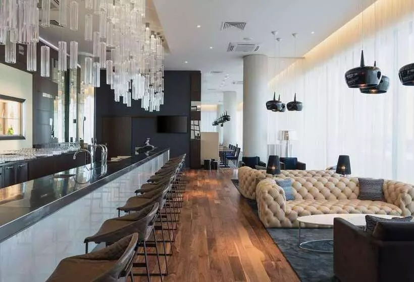 Hotelli Hilton Saint Petersburg Expoforum