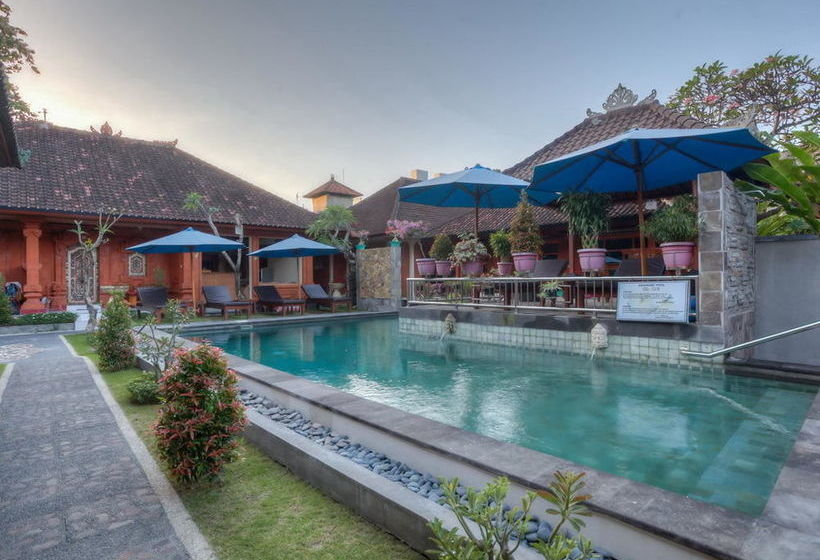 בית מלון כפרי Kesumasari Beach