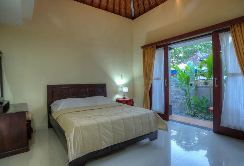 בית מלון כפרי Kesumasari Beach