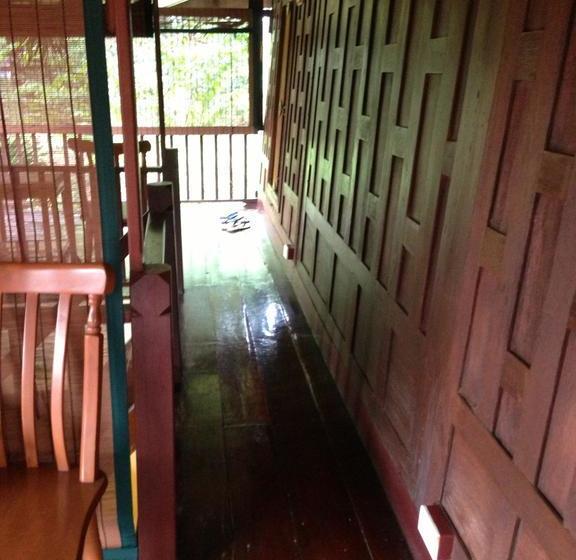 ホテル Luang Chumni Village