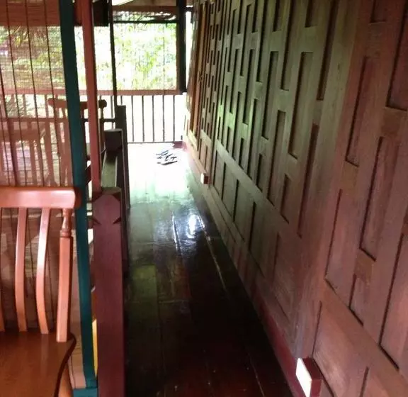 هتل Luang Chumni Village