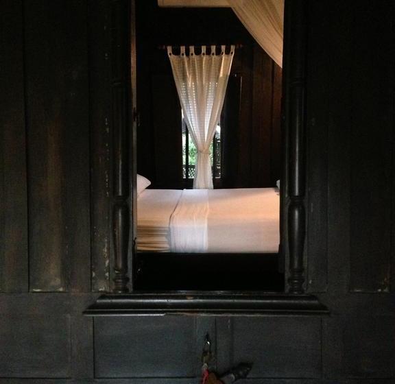 ホテル Luang Chumni Village