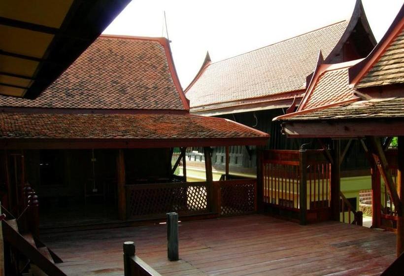 ホテル Luang Chumni Village