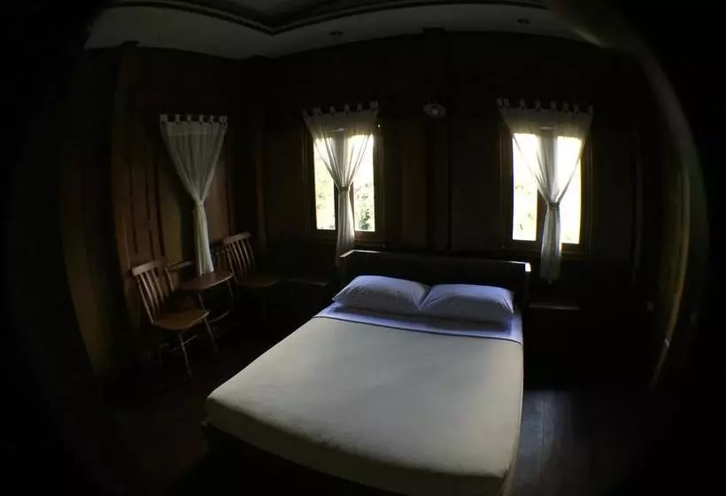 هتل Luang Chumni Village