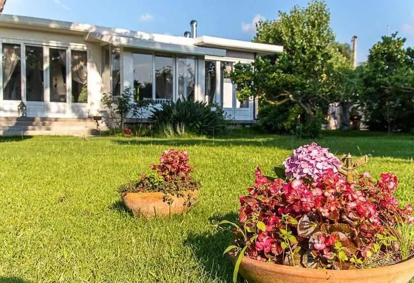 Hotelli Villa Hermes