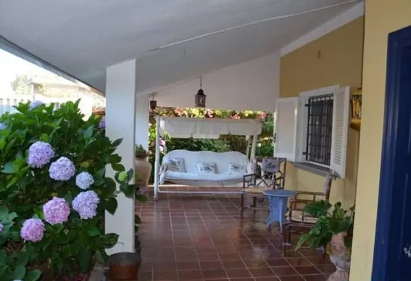 Hotelli Villa Hermes