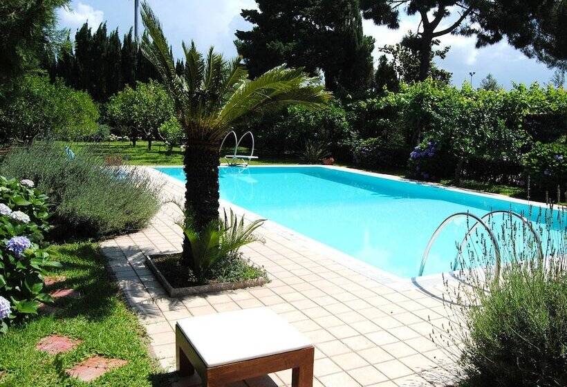 فندق Villa Hermes