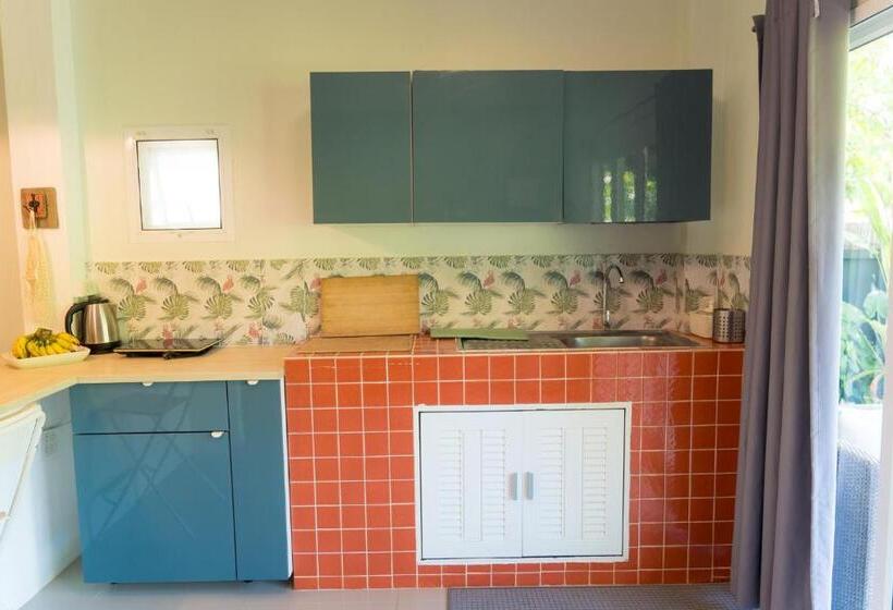 Курорт Oasis Yoga Bungalows