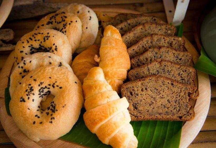 Курорт Oasis Yoga Bungalows