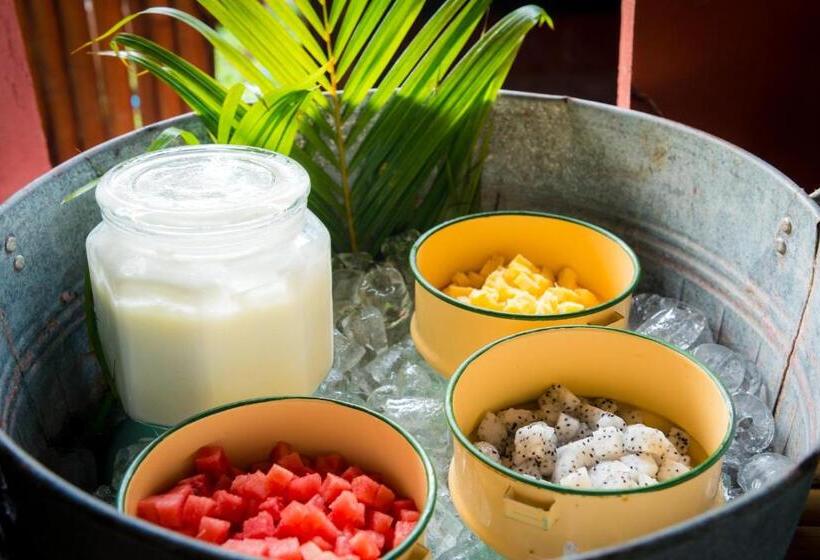 Курорт Oasis Yoga Bungalows