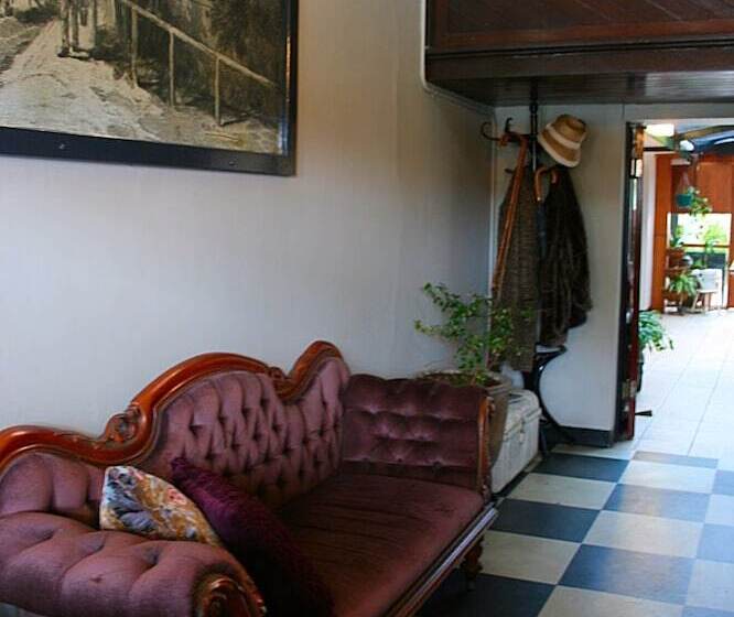 Southern Railway Hotel Goulburn