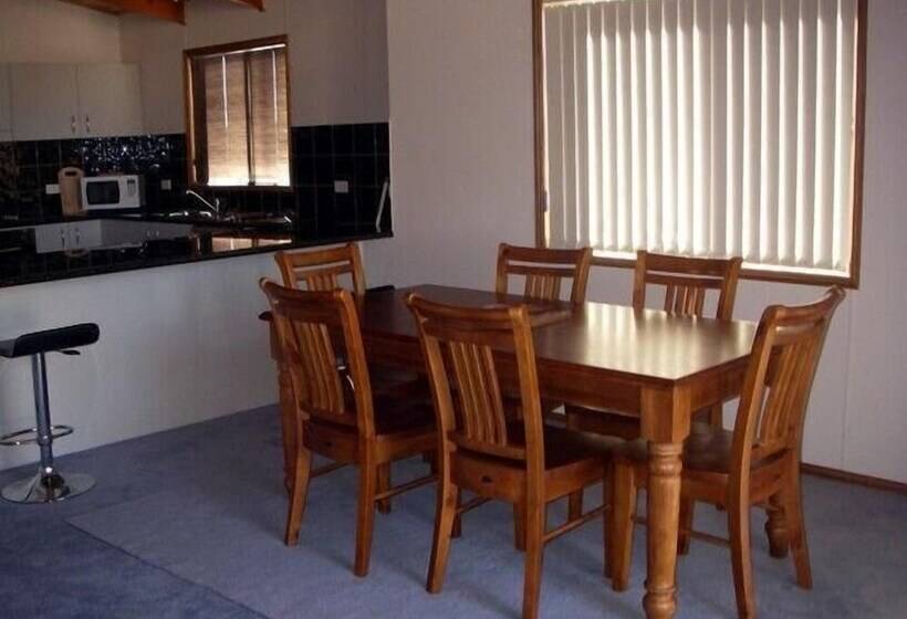 The Real Mccoy Holiday Accommodation