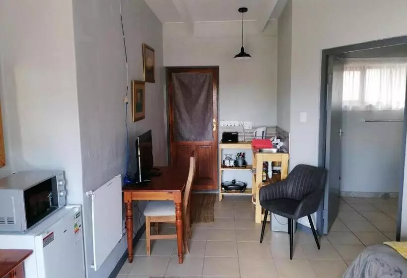 تختخواب و صبحانه Aanhuizen