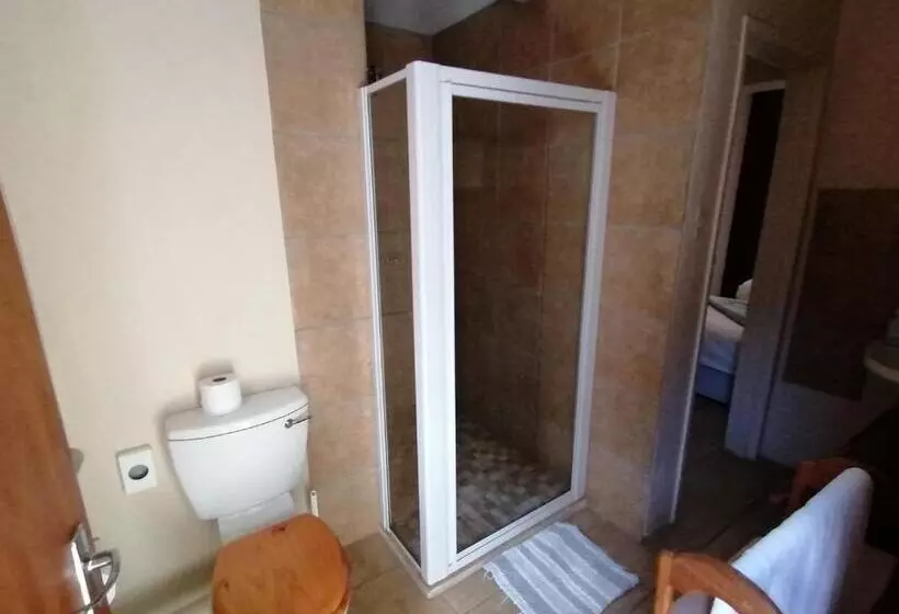 تختخواب و صبحانه Aanhuizen