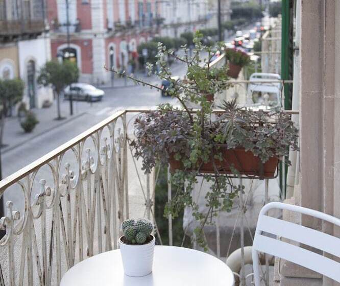 Bed and Breakfast Nostos Rooms & Apartments