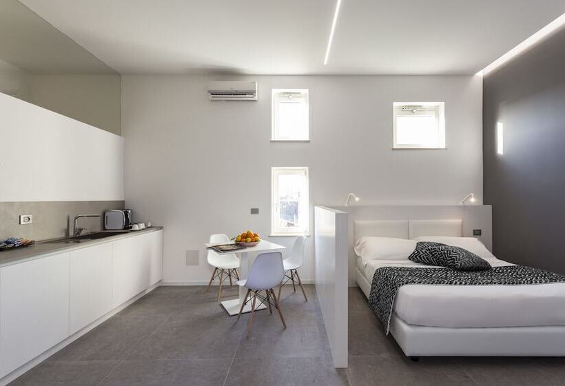 Bed and Breakfast Nostos Rooms & Apartments