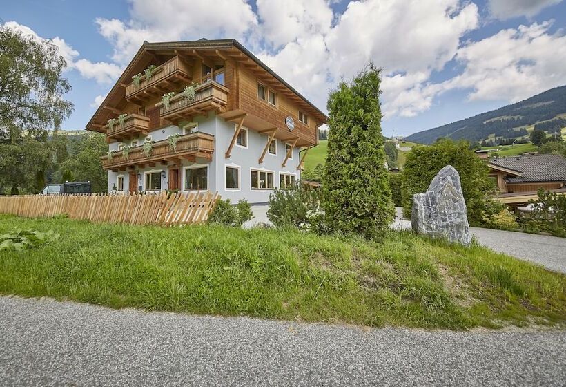 مبيت وإفطار Sportpension Enzian