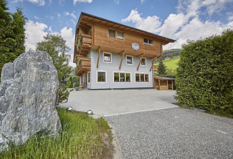 مبيت وإفطار Sportpension Enzian