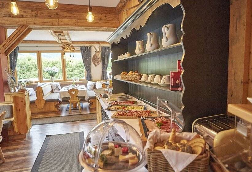 مبيت وإفطار Sportpension Enzian