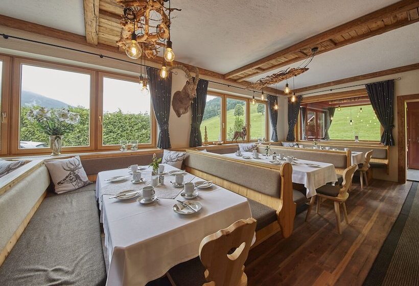 مبيت وإفطار Sportpension Enzian