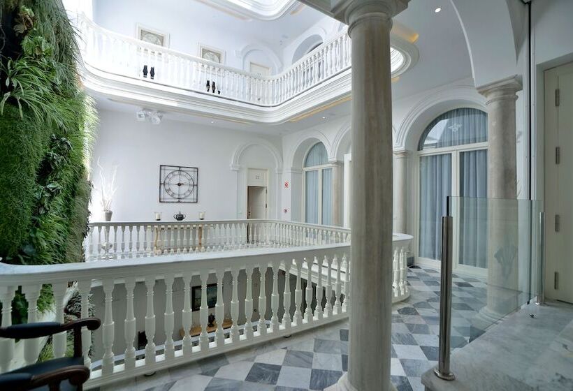 El Armador Casa Palacio By Luxury Suites Cádiz