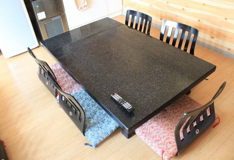 Hakodate Guesthouse Apple   Hostel