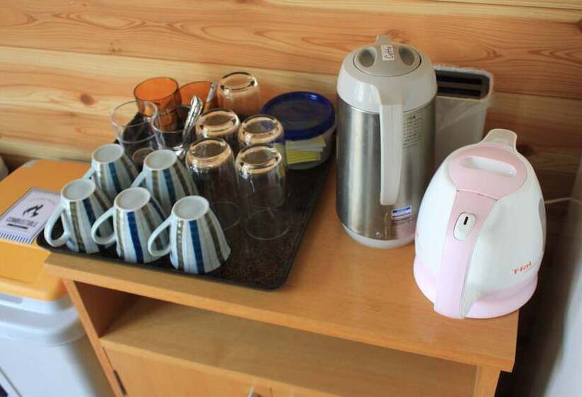 Hakodate Guesthouse Apple   Hostel