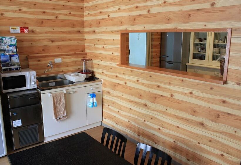 Hakodate Guesthouse Apple   Hostel