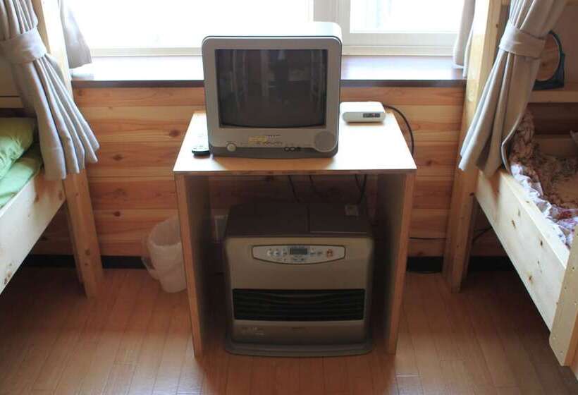 Hakodate Guesthouse Apple   Hostel