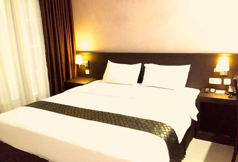 בית מלון כפרי Grand Hawaii