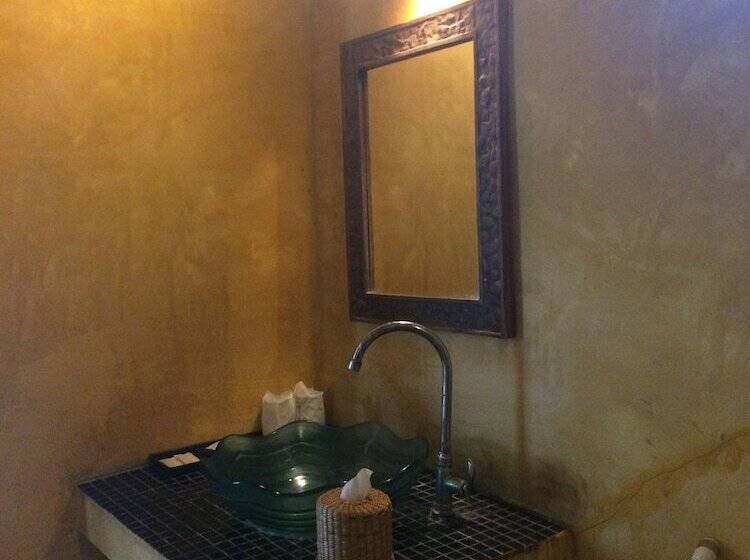 בית מלון כפרי Him Naam Pai Resort