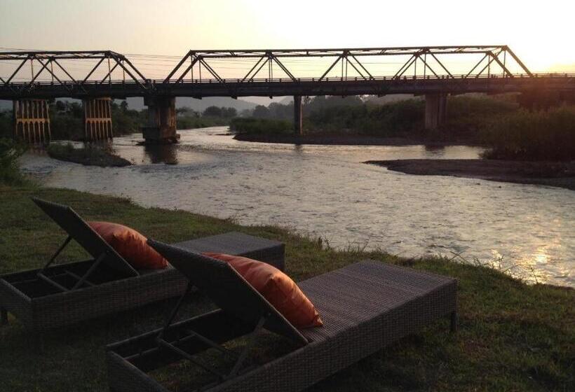 בית מלון כפרי Him Naam Pai Resort