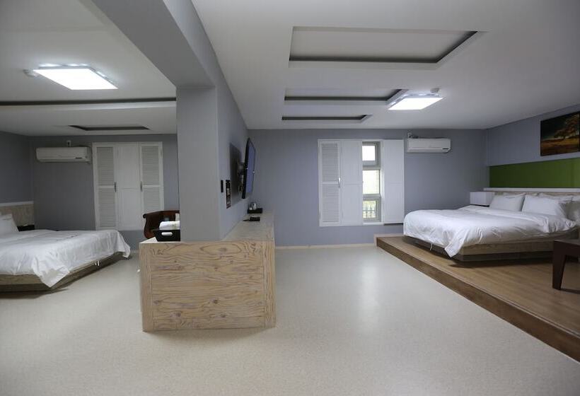 בית מלון כפרי Opera 21