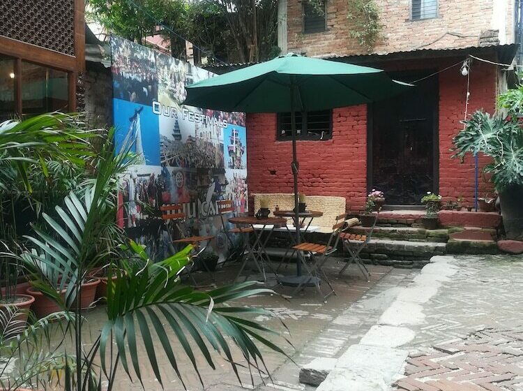 هتل Mountain Guesthouse