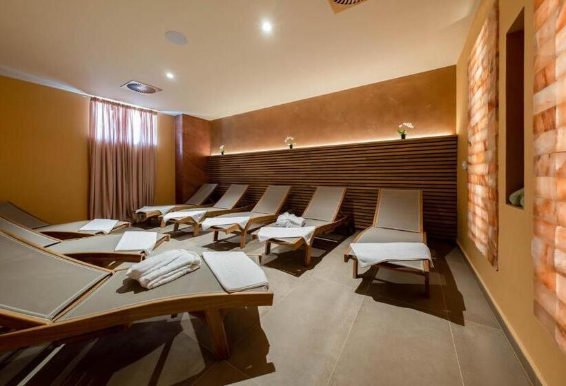 Wellness Hotel Pivovar Monopol