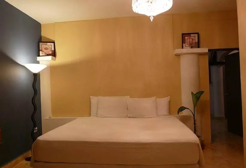 Hotelli Hostal Del Mar