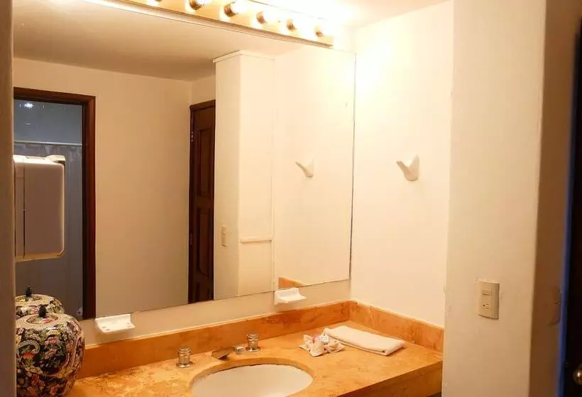Hotelli Hostal Del Mar
