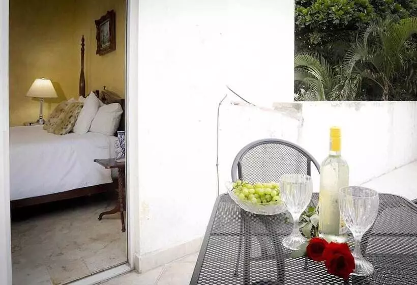 Hotelli Hostal Del Mar