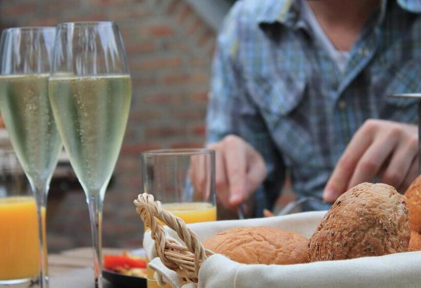 Maas&mechelen B&b Massage & Wellness