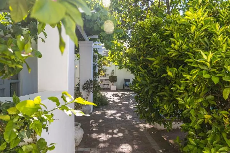 پانسیون Ashbourne Boutique Guest House