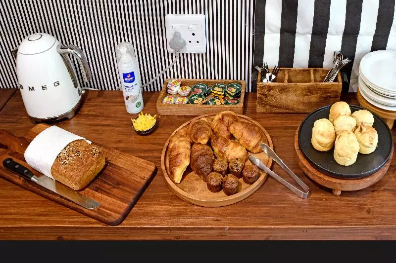 پانسیون Ashbourne Boutique Guest House