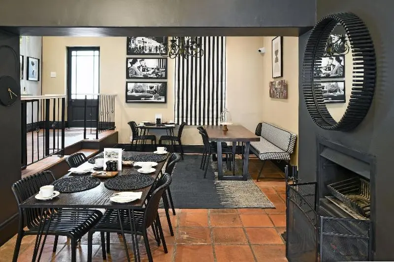 ペンション Ashbourne Boutique Guest House