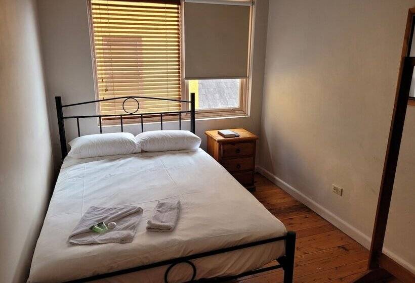 פנסיון Burwood Bed And Breakfast