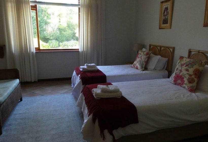 פנסיון Heriot Manor Guest House