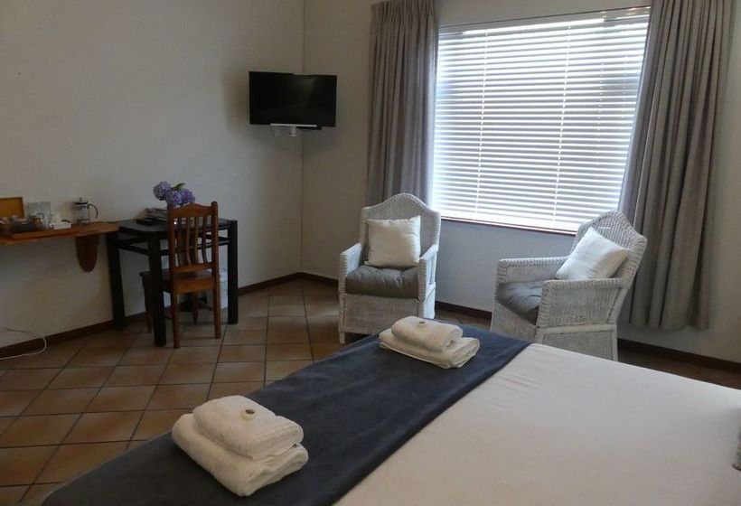 פנסיון Heriot Manor Guest House