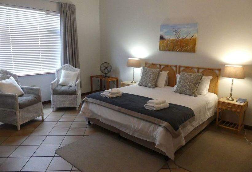 פנסיון Heriot Manor Guest House