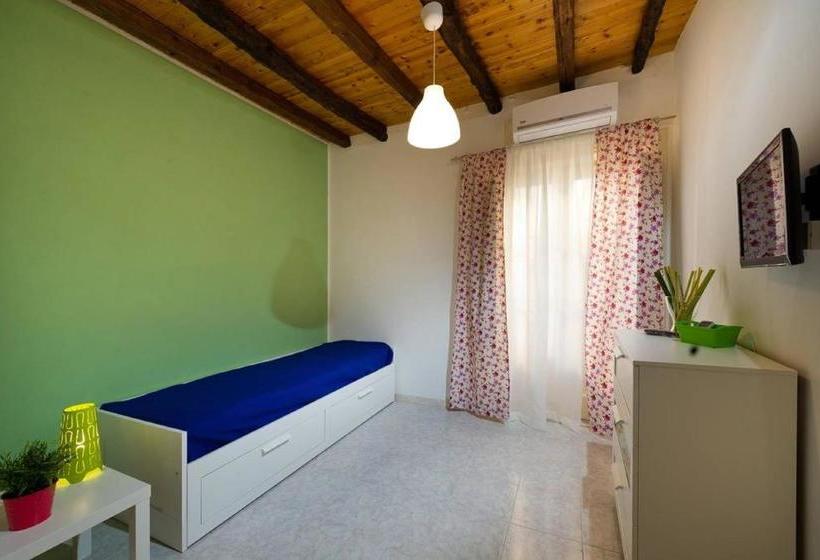 پانسیون Affittacamere Le Scale