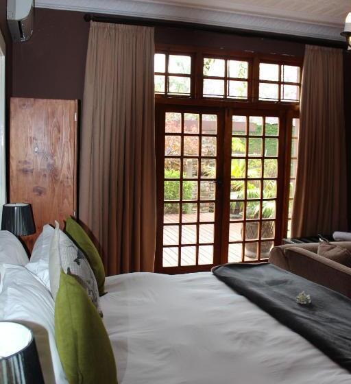 פנסיון Palm Tree Manor