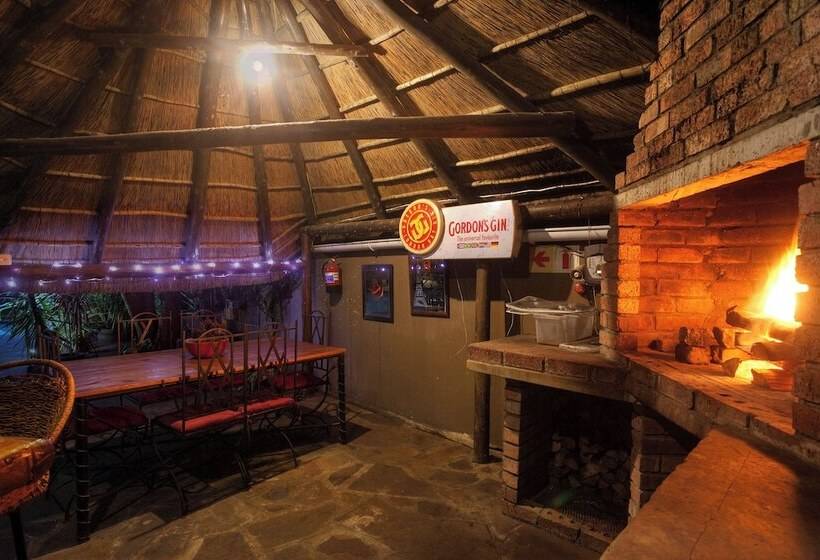 פנסיון Palm Tree Manor