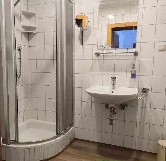 Aamiaismajoitus (B&B) Gästehaus Moser